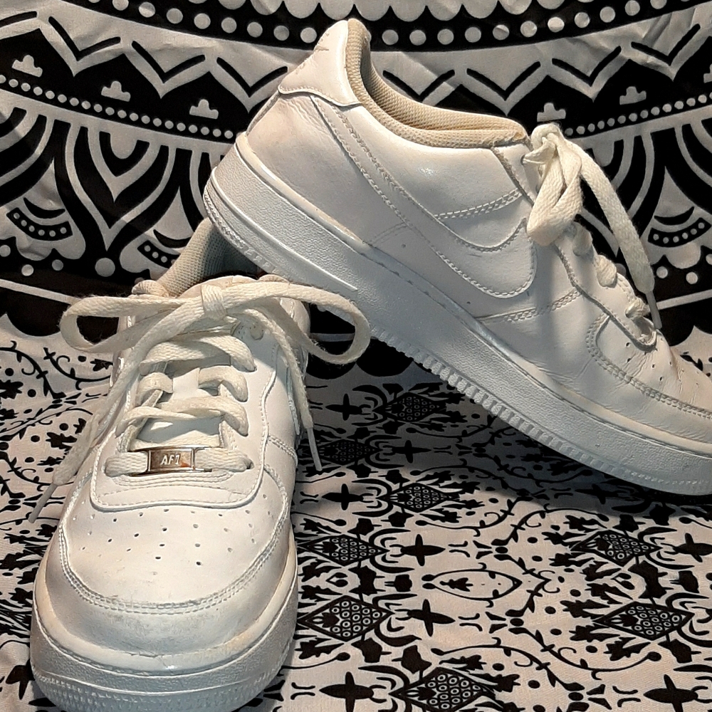 White af1